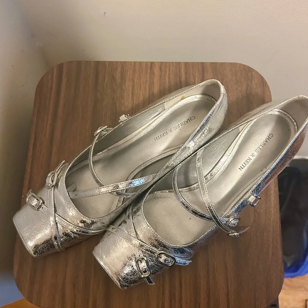 Silver Mary Jane Heels - Picture 3 of 4